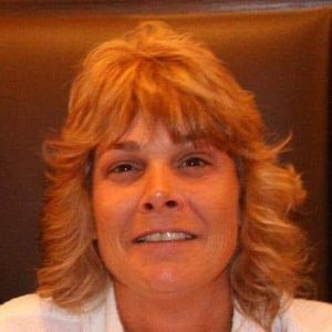 Meet your Posher, Suzanne